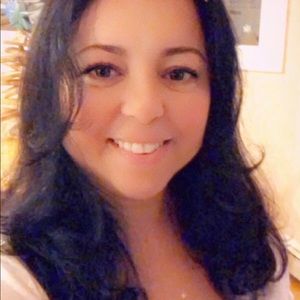 Meet your Posher, Sandra